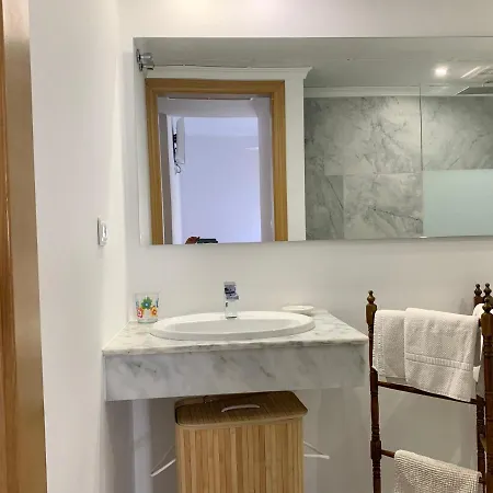 Penthouse Arenal Playa * Марбелья